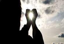 股票如何加杠杆买入:有资金博弈的股票软件-投资人疯狂涌入 Anthropic估值暴涨半年升200%